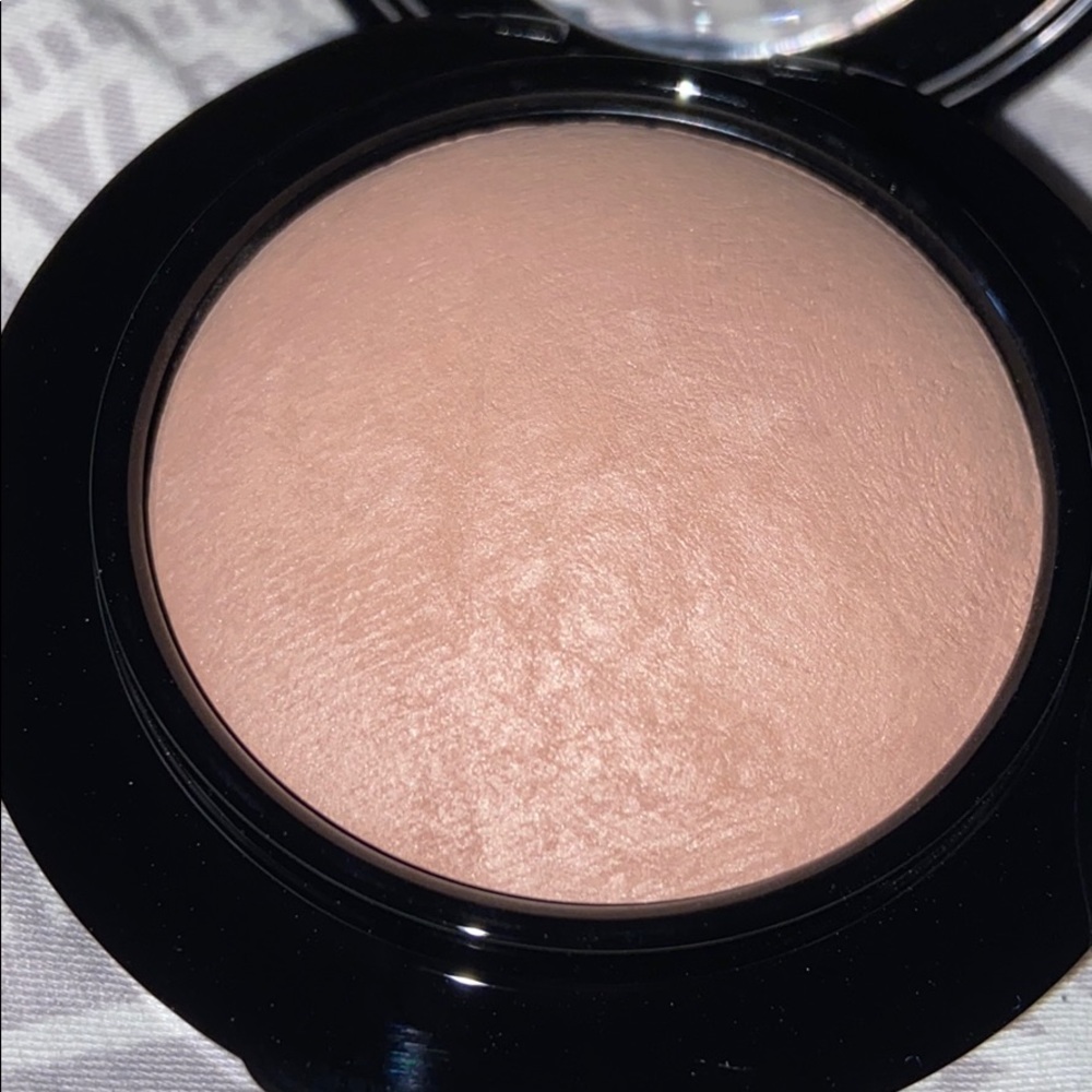 MAC mini mineralize Blush
